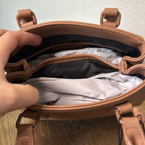 Kendall + Kylie brown mini crossbody tote bag with fuzzy coin purse, NWT - Picture 8 of 11